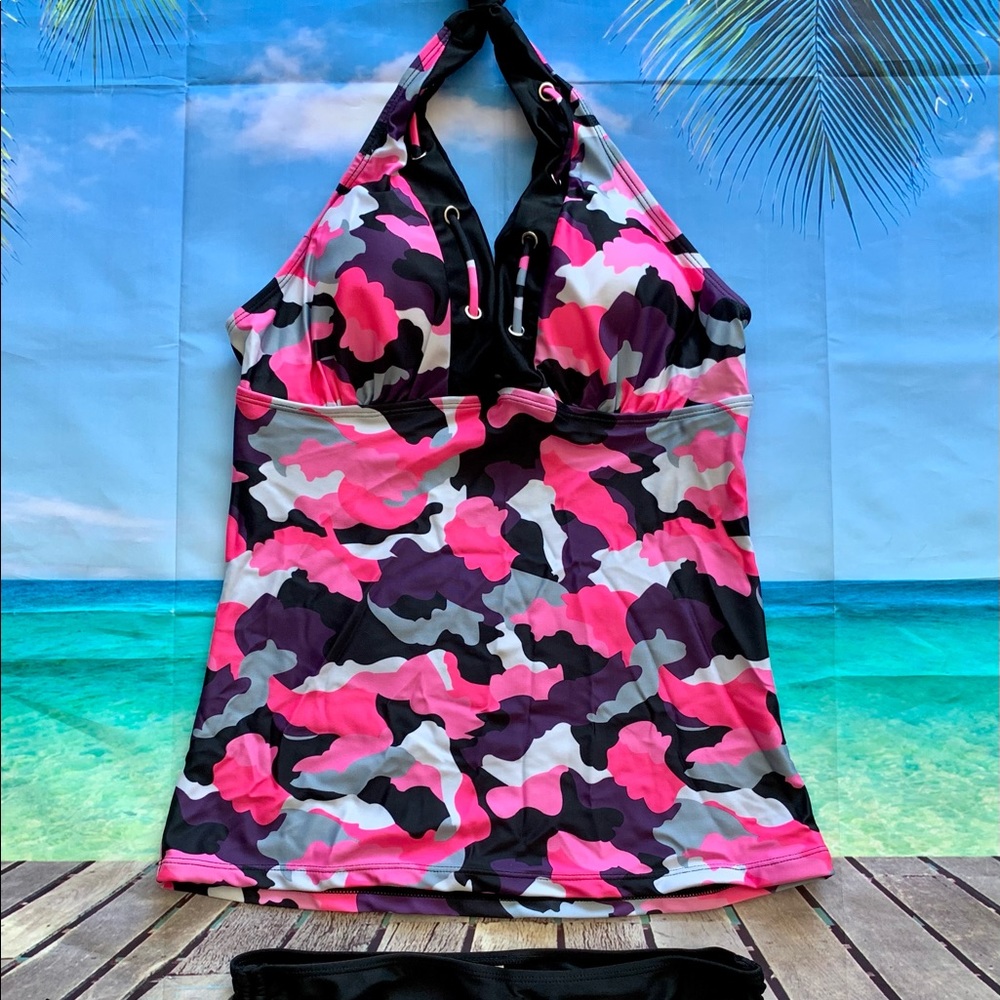 Women’s Pink Camo Halter Tankini Top